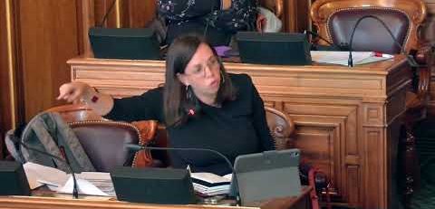 Actions d'hébergement d'urgence de familles et de jeunes - Camille NAGET