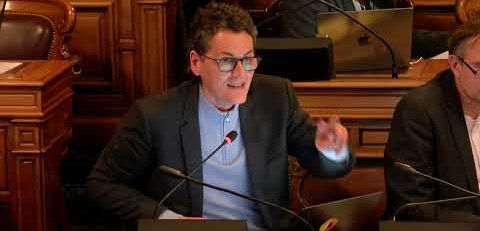 Fermeture de classes dans les écoles parisiennes - Jean-Noël AQUA